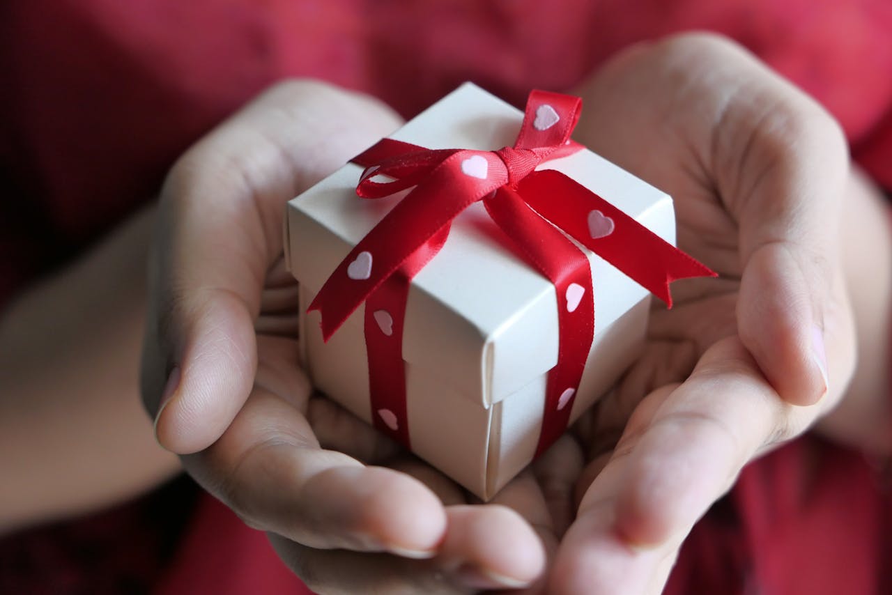 Key Mistakes People Make When Ordering Custom Gifts