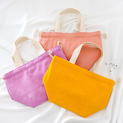 Three-dimensional drawstring